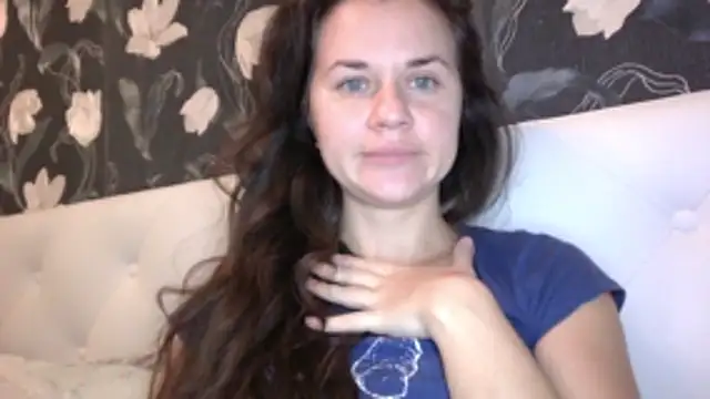 GiaaCaranggi online show from December 2025 04:03:02 PM