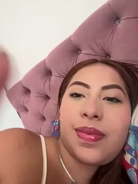 Emily Joee online show from October 2025 03:51:02 PM