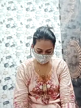 Hot Baby250 online show from April 2026 06:45:01 PM