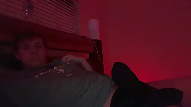 Snapshot of eddieeeeee1232 chatting on October 2025 03:45:02 AM eddieeeeee1232 online show from October 2025 03:45:02 AM