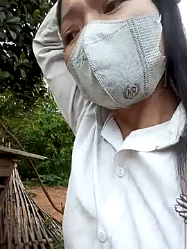 Snapshot of nat-tri chatting on October 2025 04:24:01 AM nat-tri online show from October 2025 04:24:01 AM