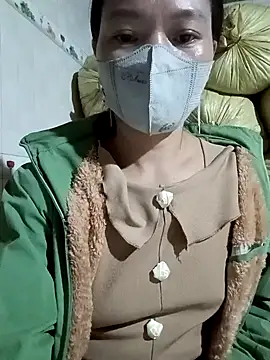 Snapshot of nat-tri chatting on October 2025 04:30:01 PM nat-tri online show from October 2025 04:30:01 PM