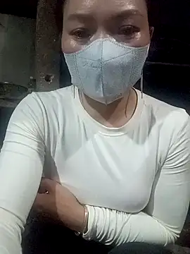 Snapshot of nat-tri chatting on November 2025 01:18:02 PM nat-tri online show from November 2025 01:18:02 PM