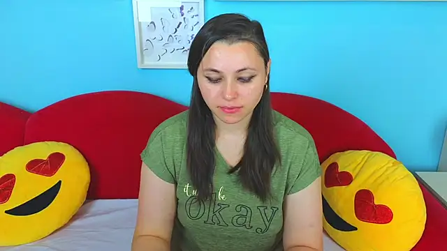 Soft Lilly online show from November 2025 06:47:02 AM