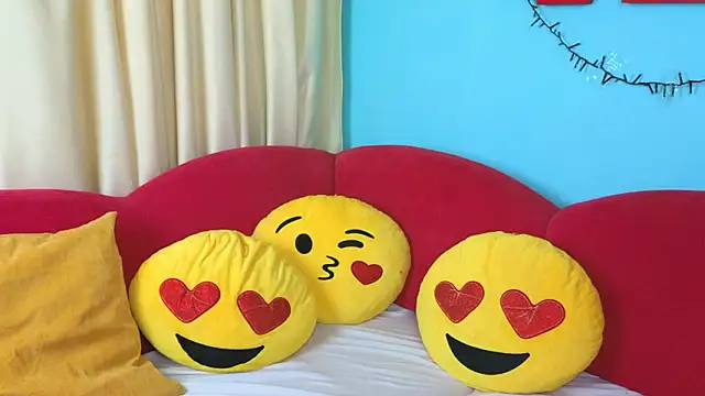 Soft Lilly online show from March 2026 05:41:02 AM