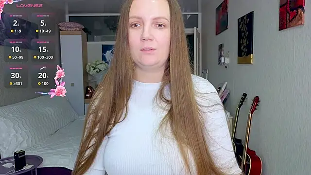 Amy  Leee  online show from October 2025 05:57:02 PM