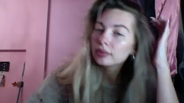 Snapshot of Sygream chatting on October 2025 06:42:01 PM Sygream online show from October 2025 06:42:01 PM