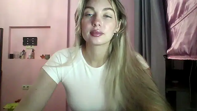 Snapshot of Sygream chatting on October 2025 01:28:01 PM Sygream online show from October 2025 01:28:01 PM