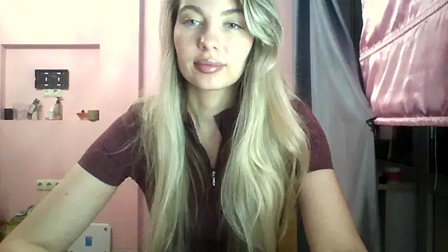 Snapshot of Sygream chatting on November 2025 06:30:02 PM Sygream online show from November 2025 06:30:02 PM