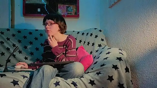 ReincarnatedAngel online show from October 2025 05:58:02 PM