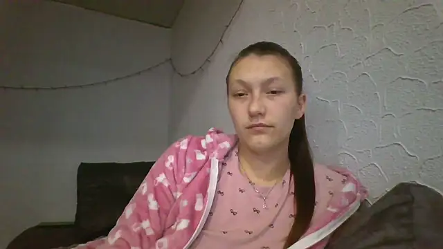 luna tt online show from January 2026 06:22:01 PM