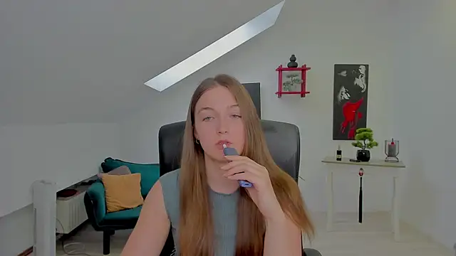 AnneWilsonn online show from May 2026 06:52:02 AM