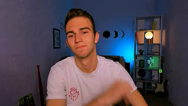 astren villo online show from November 2025 01:31:01 PM