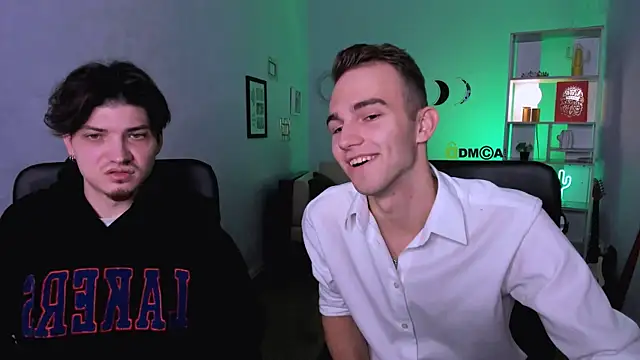 Snapshot of astren_villo chatting on December 2025 01:15:01 PM astren villo online show from December 2025 01:15:01 PM