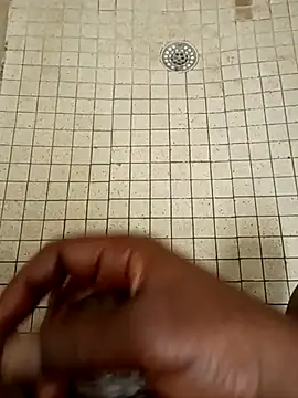 WoodenD65 online show from April 2026 01:15:01 AM