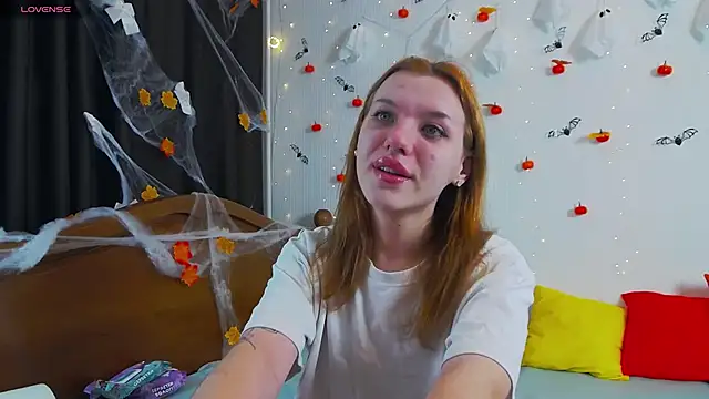 MeganNewCat online show from November 2025 09:09:01 AM