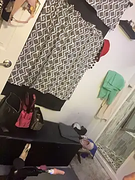 Snapshot of queenkelly1234 chatting on November 2025 12:34:01 PM queenkelly1234 online show from November 2025 12:34:01 PM