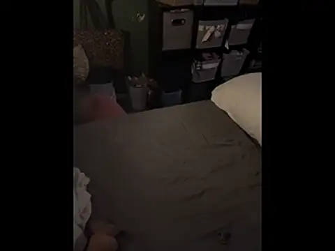 Snapshot of queenkelly1234 chatting on November 2025 10:44:02 PM queenkelly1234 online show from November 2025 10:44:02 PM