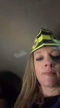 queenkelly1234 online show from April 2026 04:37:01 AM