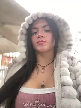 PamelaJonsom  online show from April 2026 12:15:01 PM