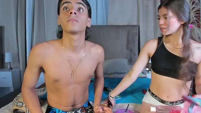 Kendra and liam online show from October 2025 11:57:02 AM