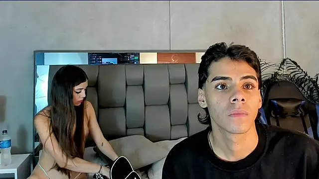 Kendra and liam online show from November 2025 11:58:01 AM