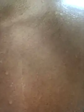 Snapshot of Bellafit02 chatting on January 2026 01:44:01 AM Bellafit02 online show from January 2026 01:44:01 AM