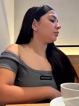 GODDESS zyrene online show from November 2025 10:26:01 PM