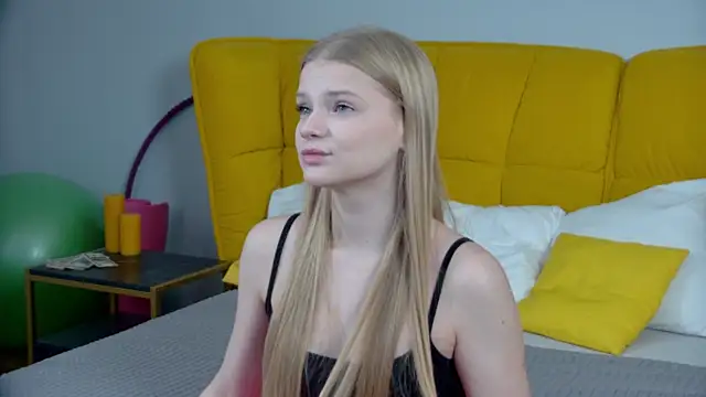 LilitRosen online show from November 2025 05:32:02 AM