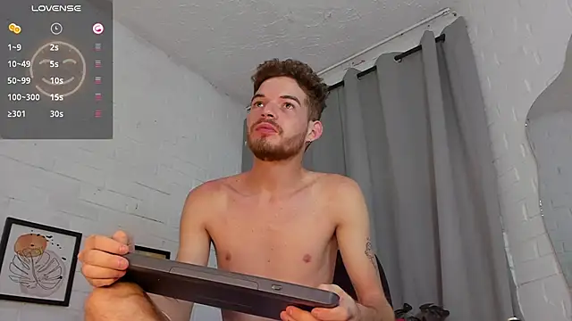 MATEO HUNTER online show from November 2025 07:03:02 AM