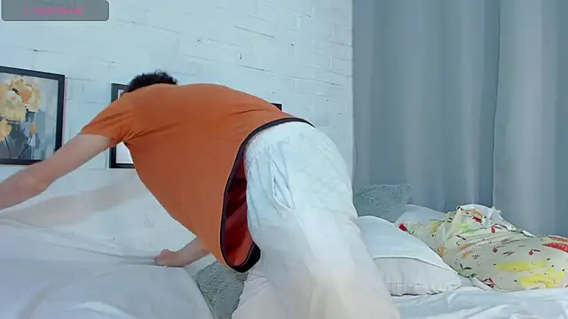 MATEO HUNTER online show from January 2026 01:42:02 AM