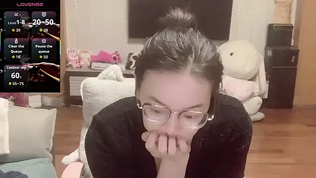 Mimi-777 online show from November 2025 09:33:02 AM