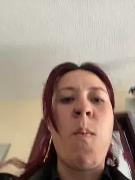 Zoe fire online show from November 2025 12:27:02 PM