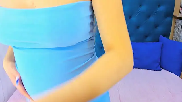 SpicyPreggo online show from November 2025 03:31:01 AM