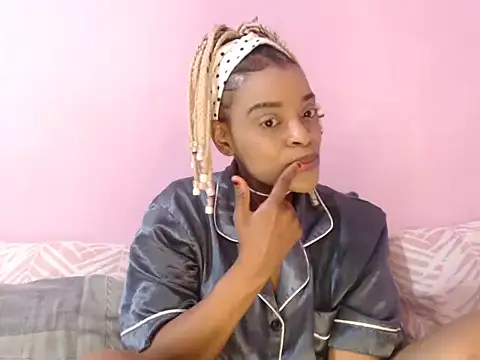 fifiqueen25 online show from October 2025 02:34:01 PM