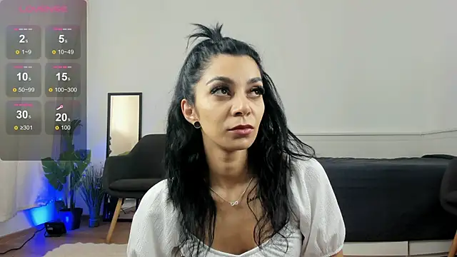 Snapshot of ReneeVoss chatting on February 2026 09:46:02 AM ReneeVoss online show from February 2026 09:46:02 AM