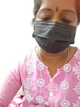 Snapshot of Tamil_Ponnu_Riya chatting on May 2026 06:02:02 PM Tamil Ponnu Riya online show from May 2026 06:02:02 PM