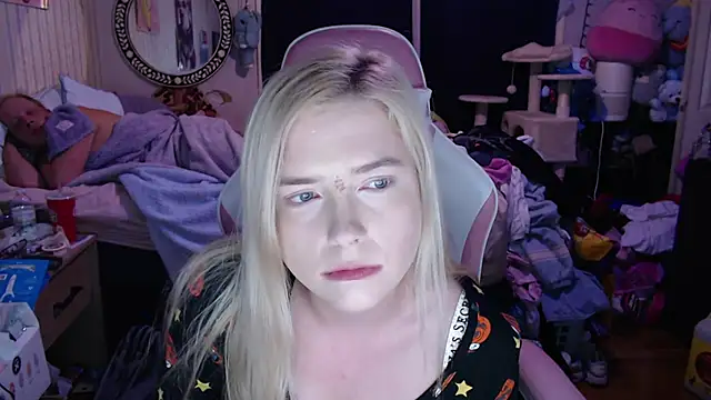 AddisonSparks online show from October 2025 06:58:02 AM