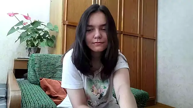 AudieMleczynski online show from November 2025 07:08:02 AM