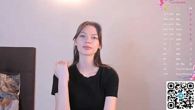 Erosyne online show from November 2025 05:24:01 PM