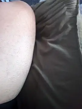 Motoboy100 online show from November 2025 10:16:01 AM