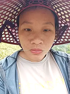 Mising5022 online show from October 2025 05:44:02 AM