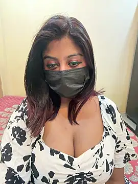 Snapshot of payal_mittal chatting on May 2026 07:08:01 PM payal mittal online show from May 2026 07:08:01 PM
