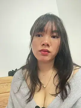 Snapshot of hanaa-show chatting on November 2025 01:39:01 PM hanaa-show online show from November 2025 01:39:01 PM