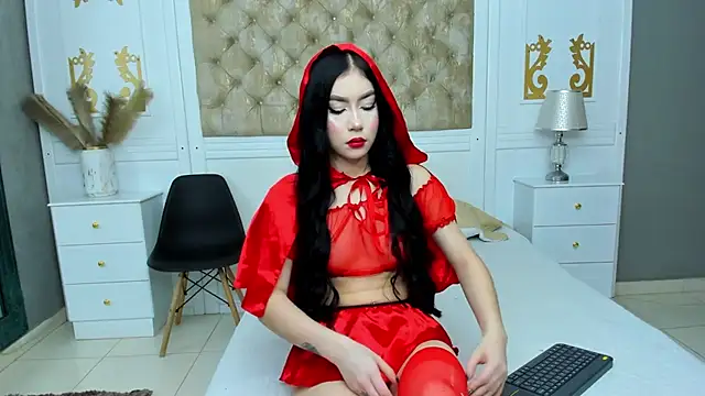 BellaDalthon online show from October 2025 11:55:02 AM