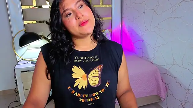 Snapshot of luna_jonezz chatting on November 2025 11:11:01 AM luna jonezz online show from November 2025 11:11:01 AM