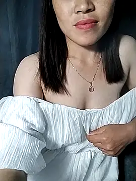 Hani-i online show from May 2026 10:17:02 PM