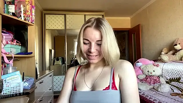 HoppedArea online show from October 2025 07:16:01 AM