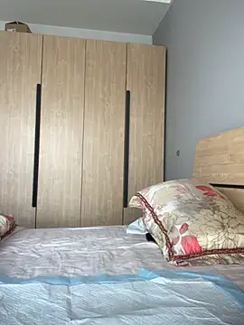 Yuyan ss online show from October 2025 02:23:02 AM