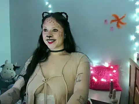 Snapshot of _Emily_vixen chatting on October 2025 03:40:01 AM Emily vixen online show from October 2025 03:40:01 AM